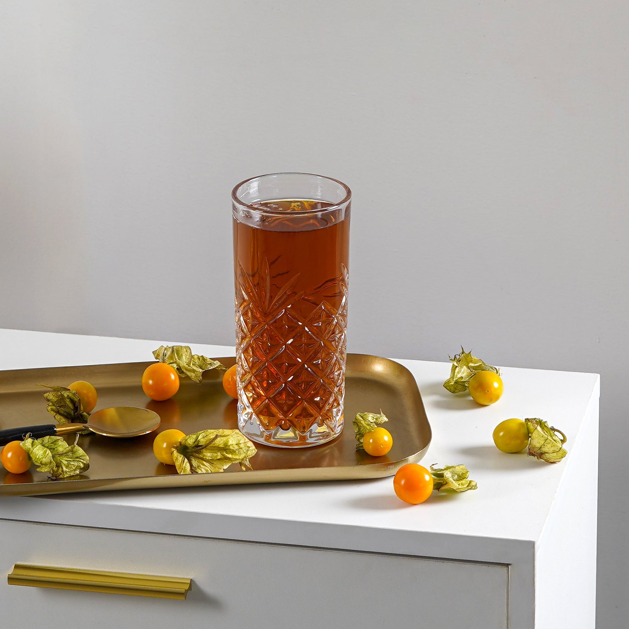 Chic Long Glasses - The Artment