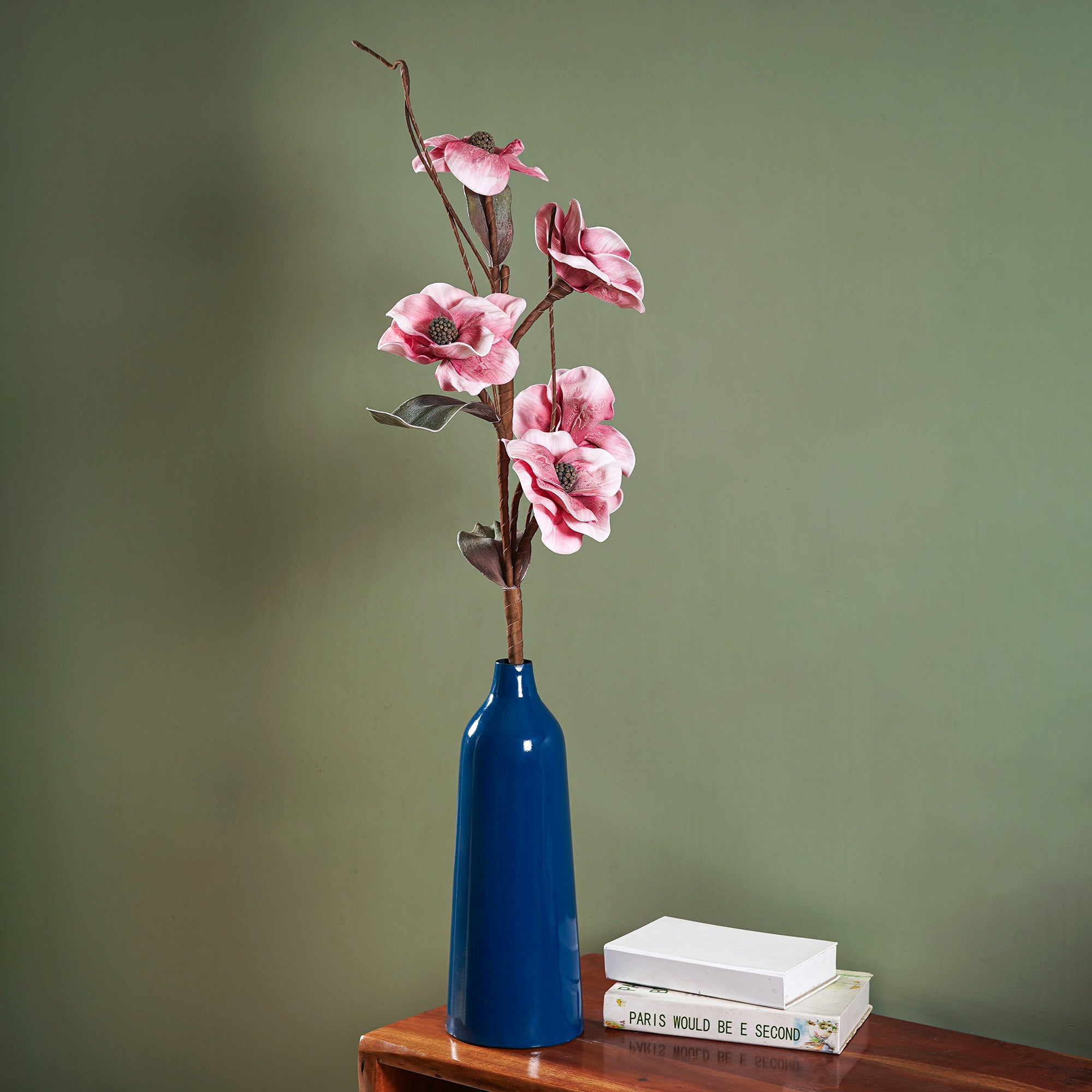 Magnolia Moonkissed - The Artment