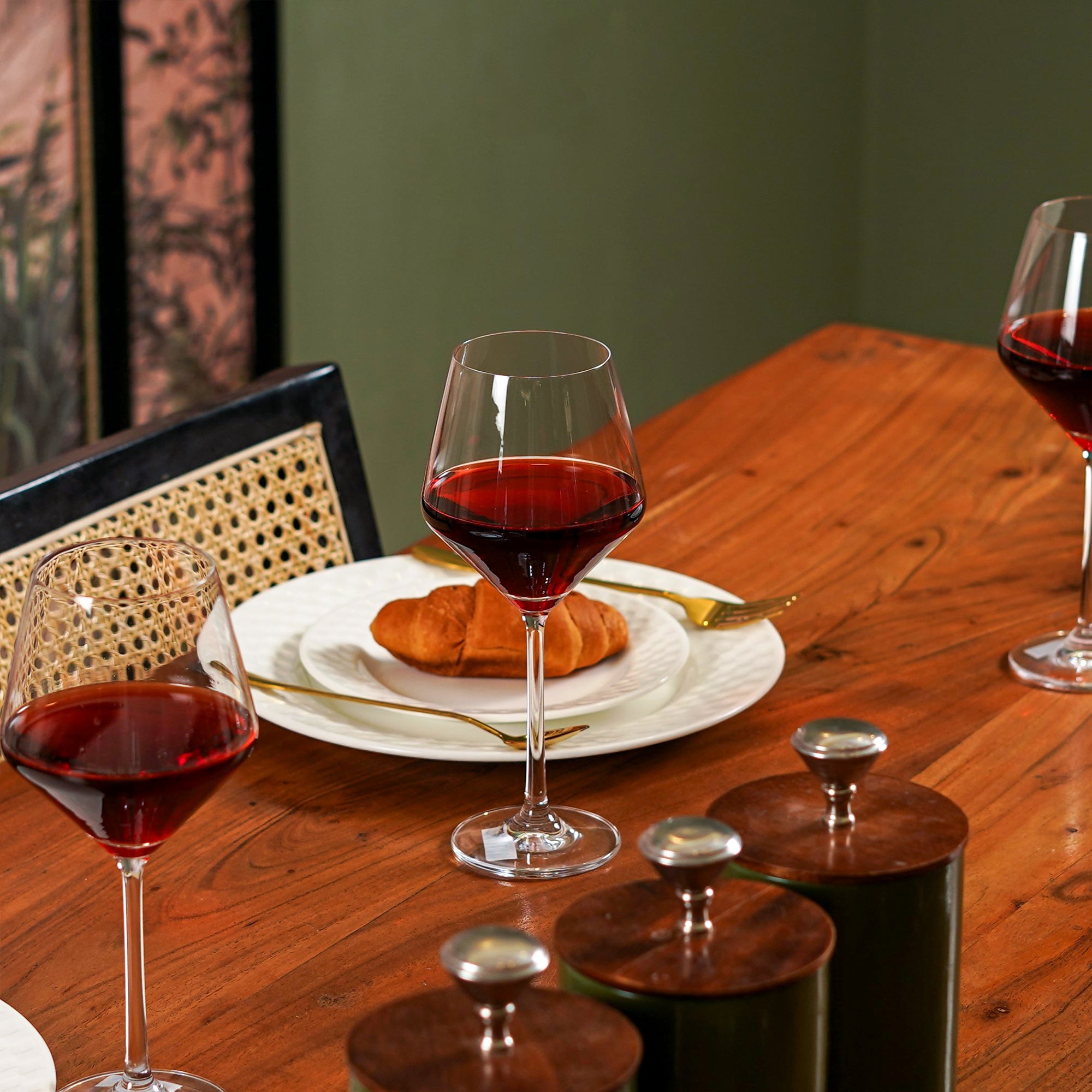 Sculpt Wine Glasses - The Artment