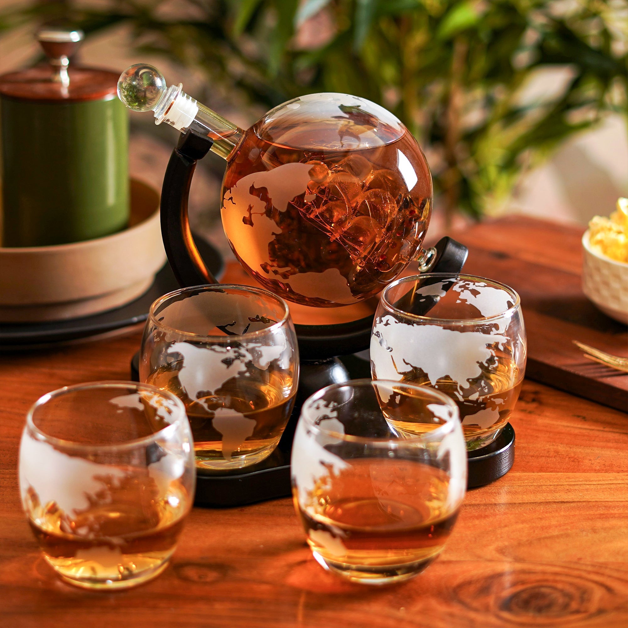 World Decanter Set - The Artment