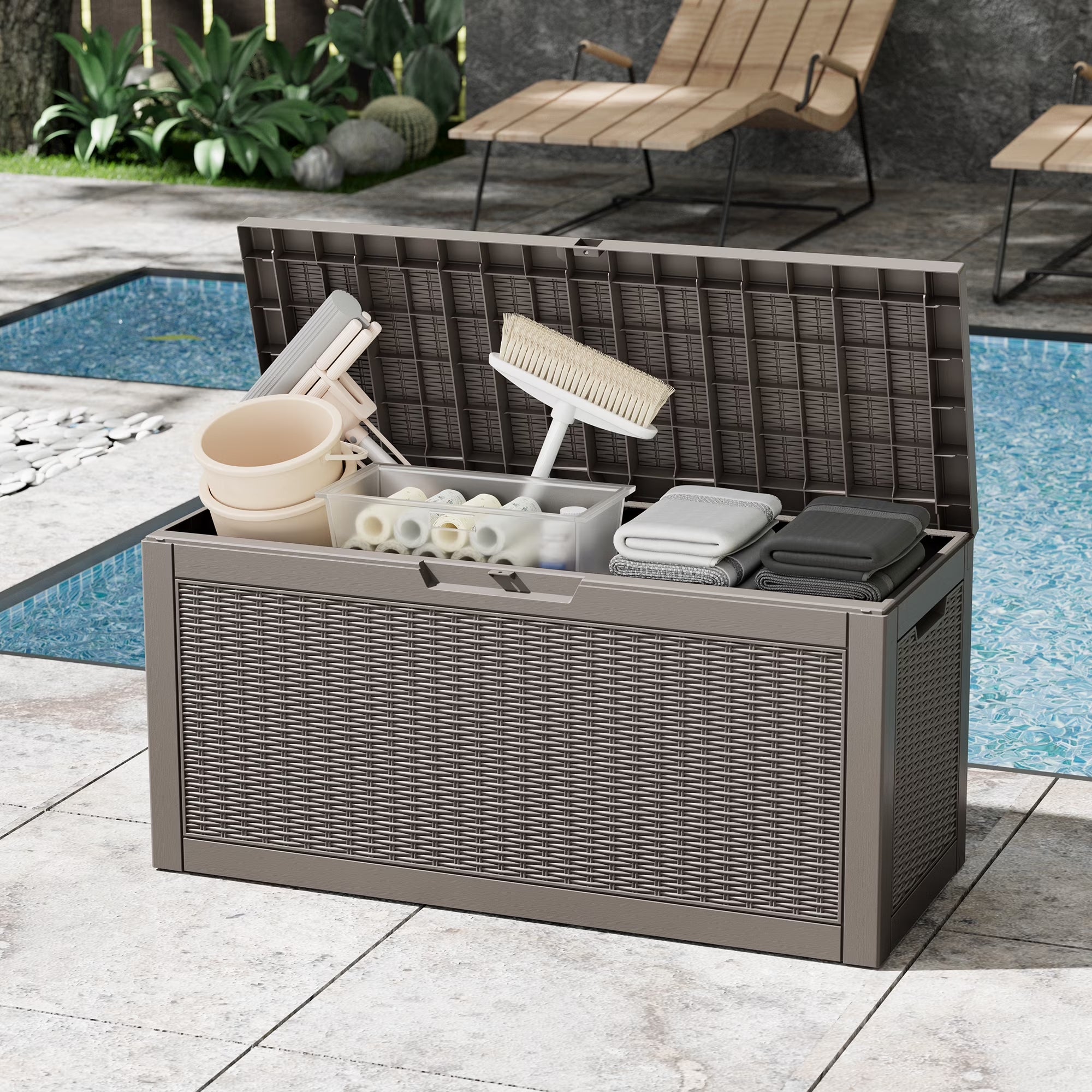 StorraDeck (227 & 272 Ltr)