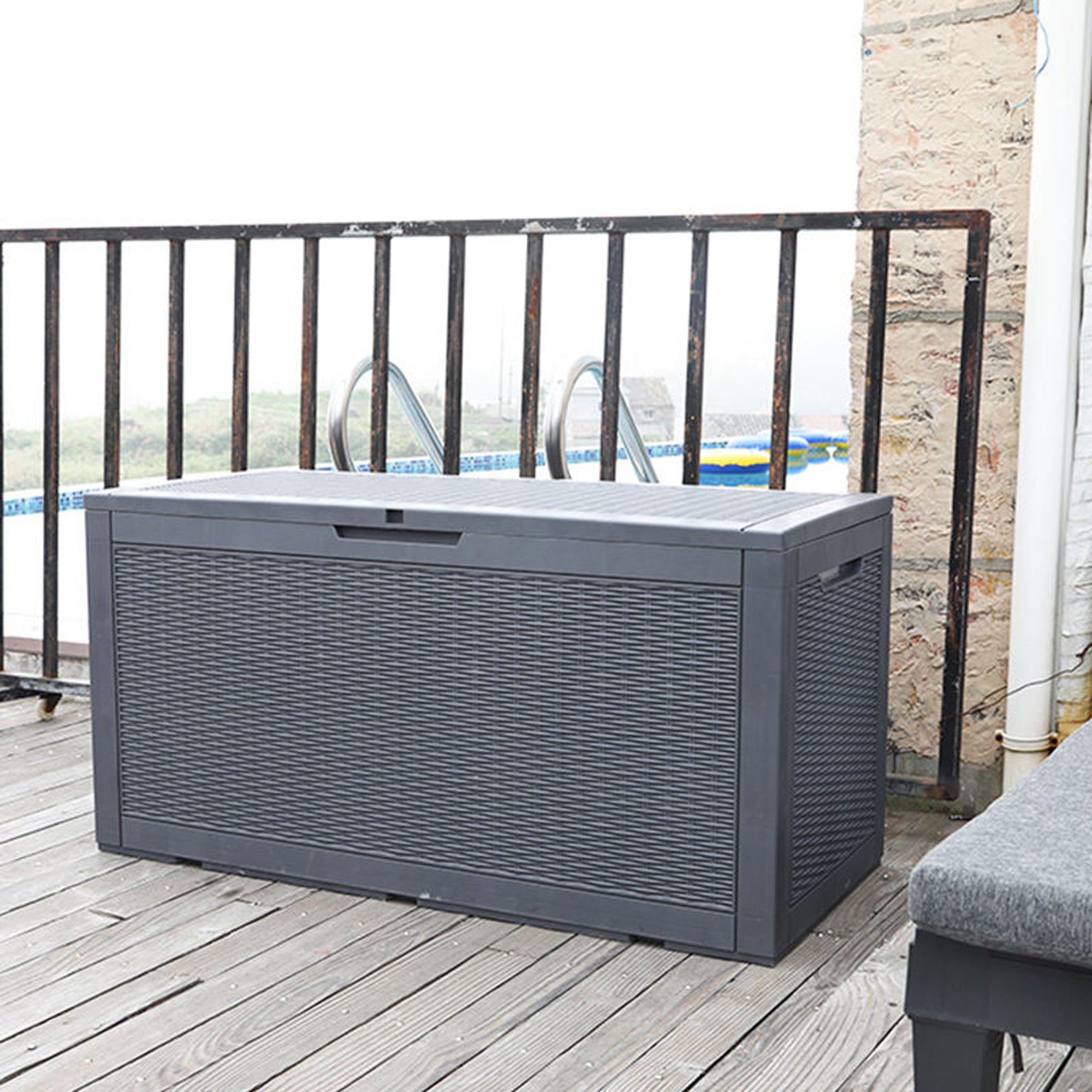 StorraDeck