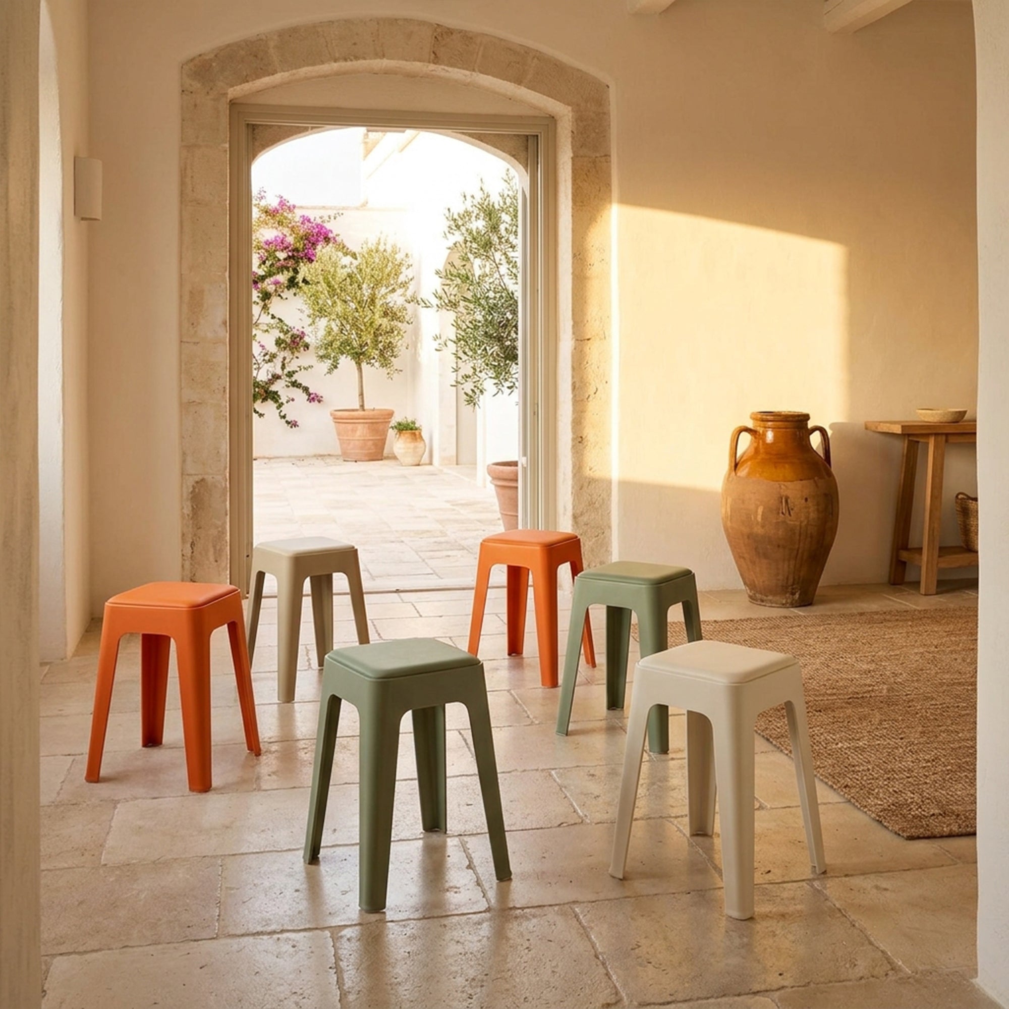 Livo Stool