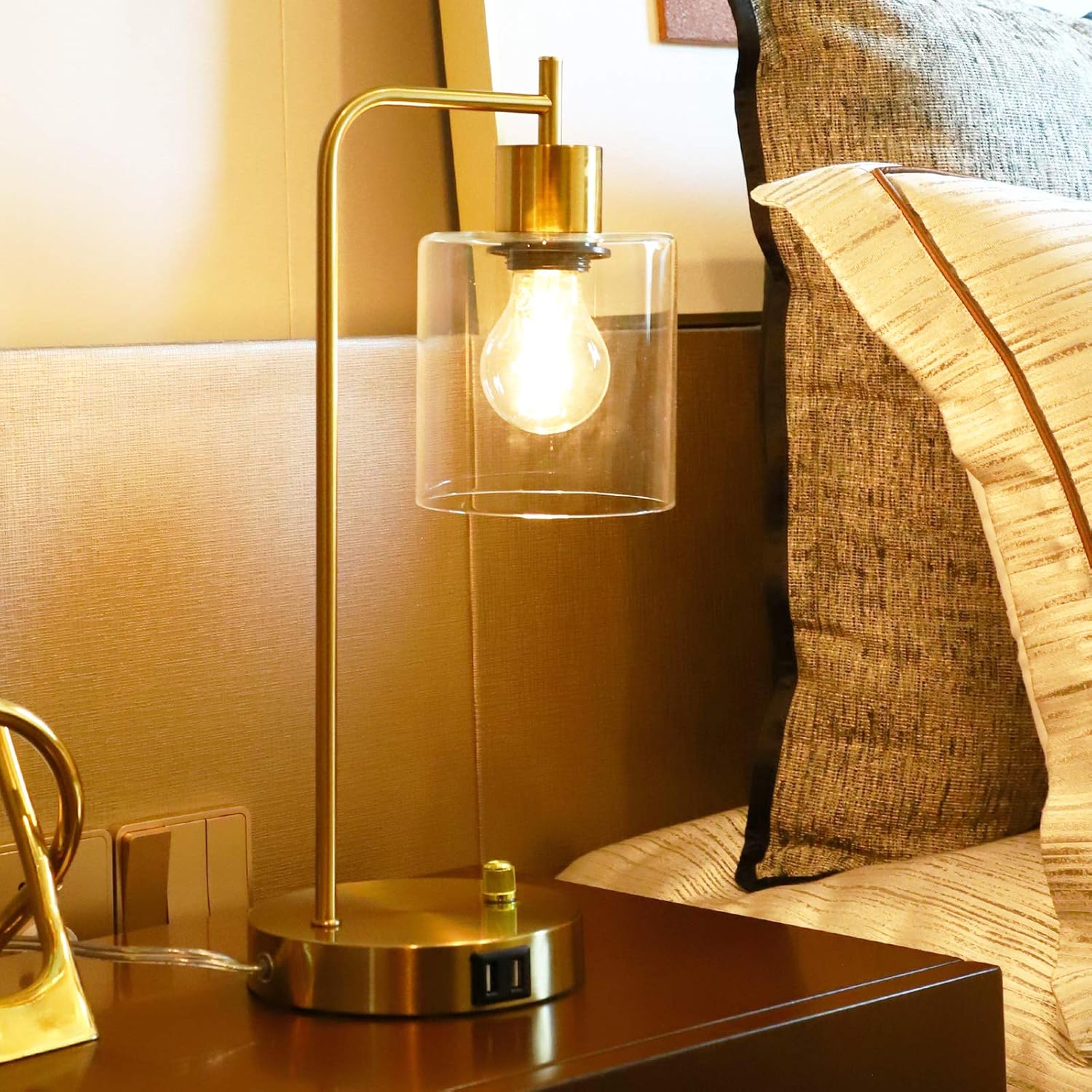 Artique Dimmable Table Lamp