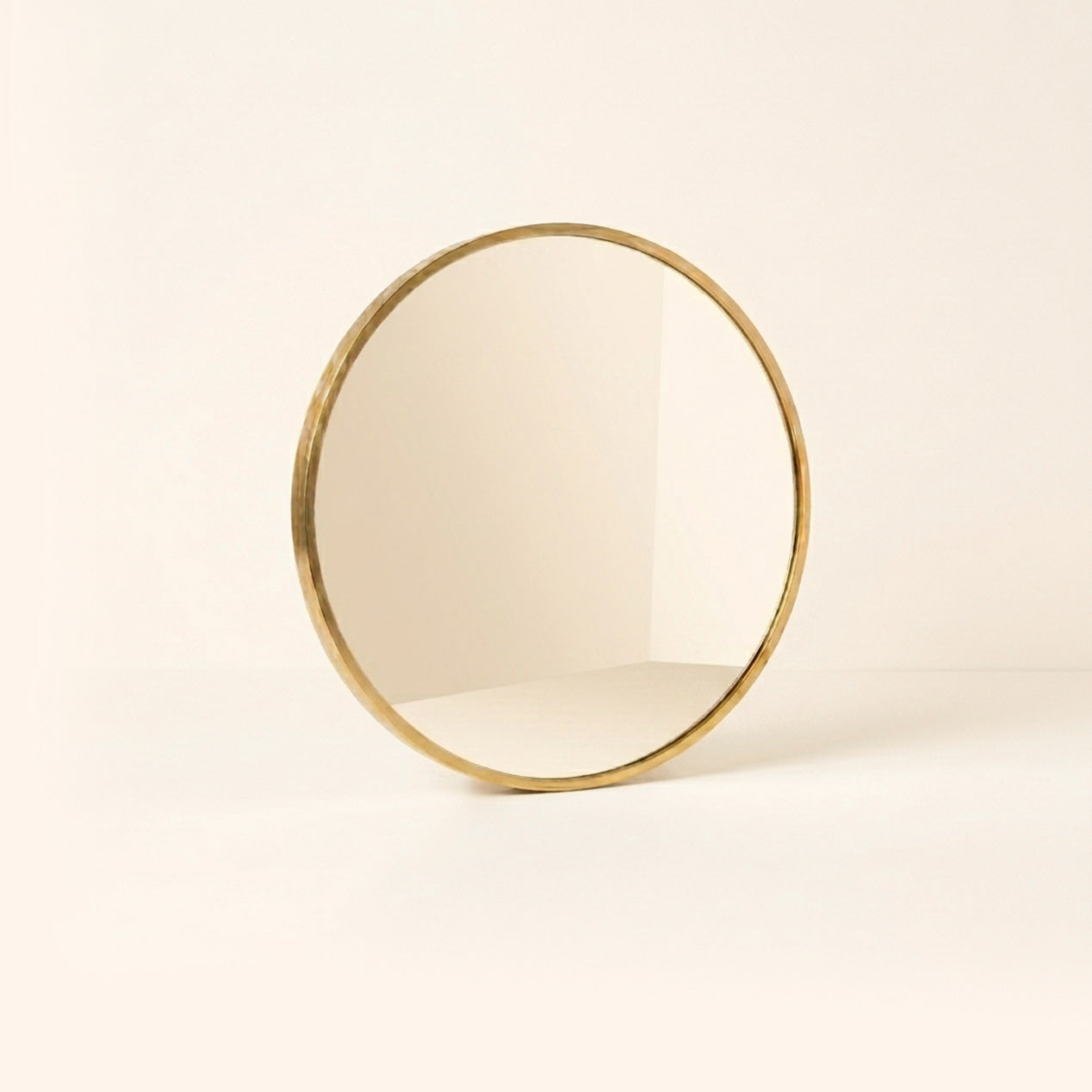 Orbit - Minimal High Definition Round Mirror