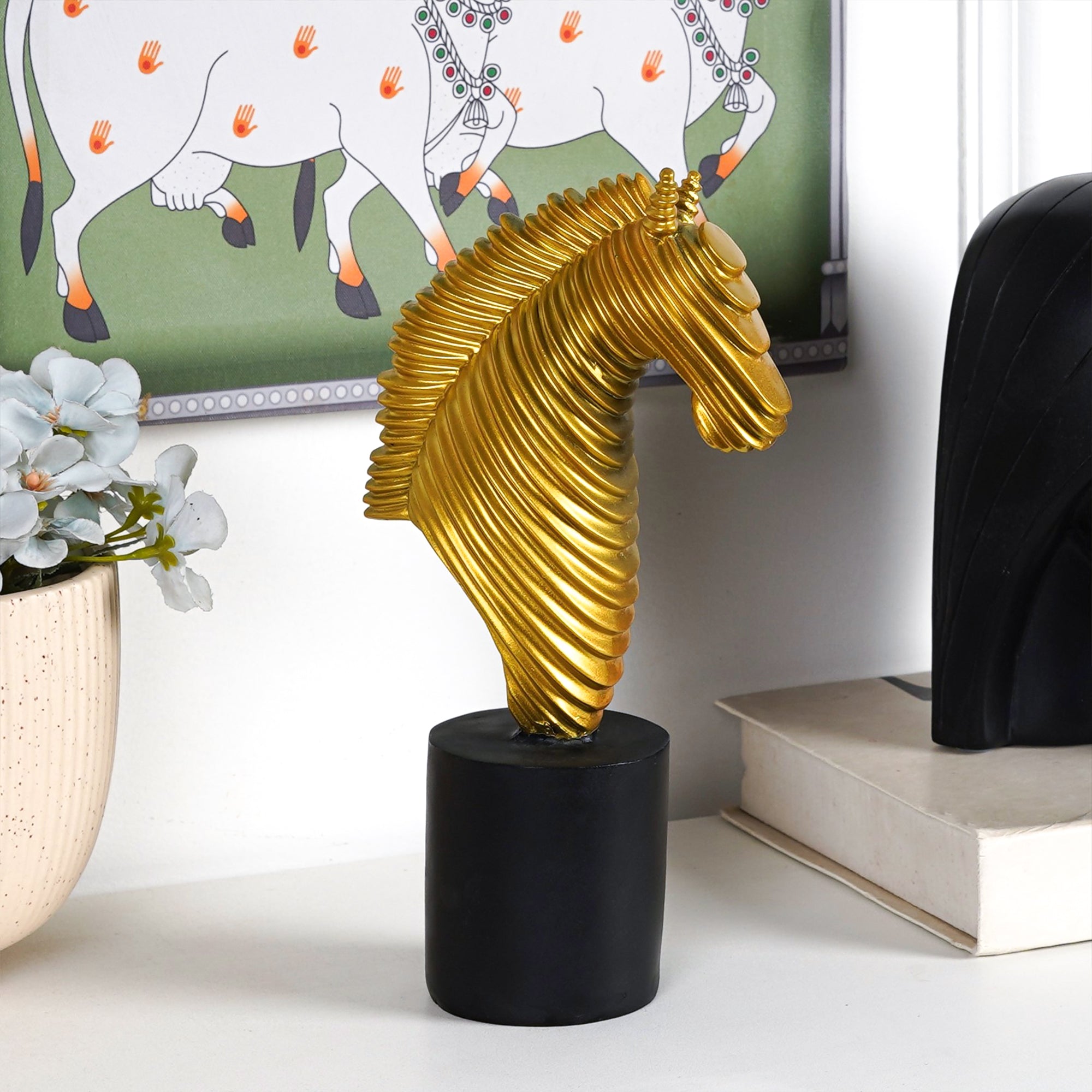 Golden Steed - The Artment